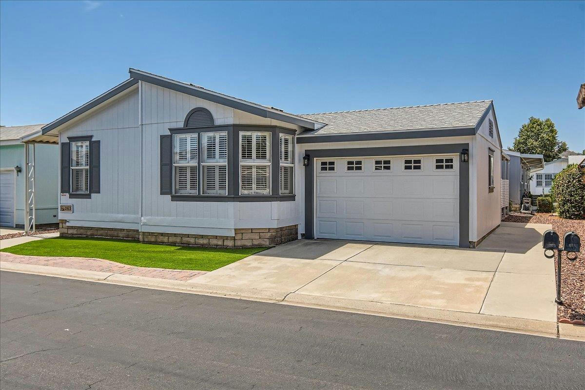 11851 RIVERSIDE DR SPC 262, LAKESIDE, CA 92040 Single Family Residence For Sale MLS 240014721