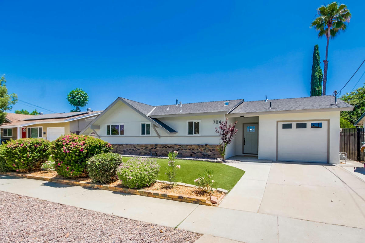 704 ASTER ST, ESCONDIDO, CA 92027 Single Family Residence For Sale